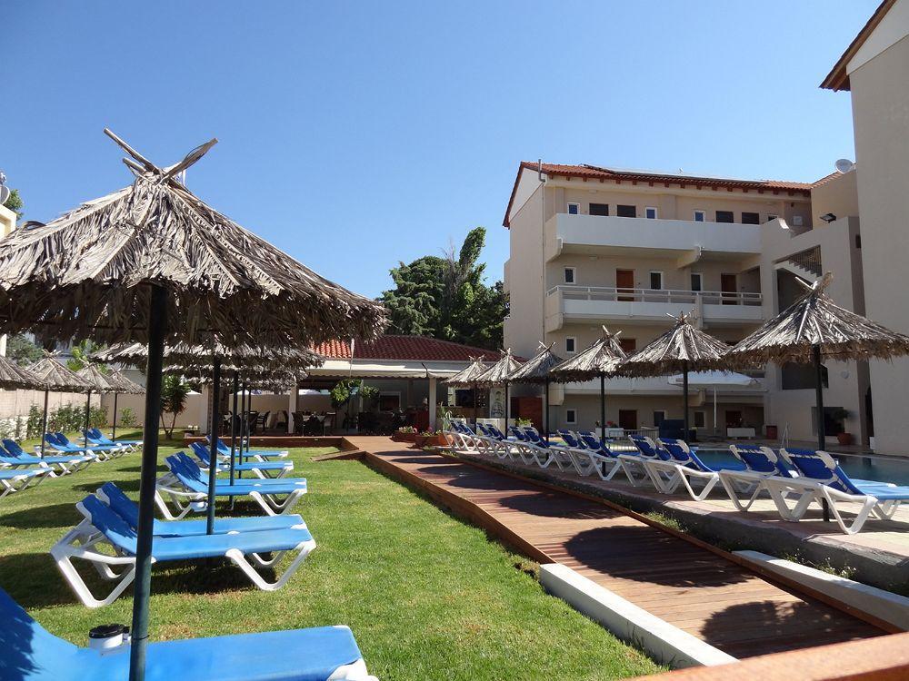 Sunday Hotel Jaliszósz Kültér fotó