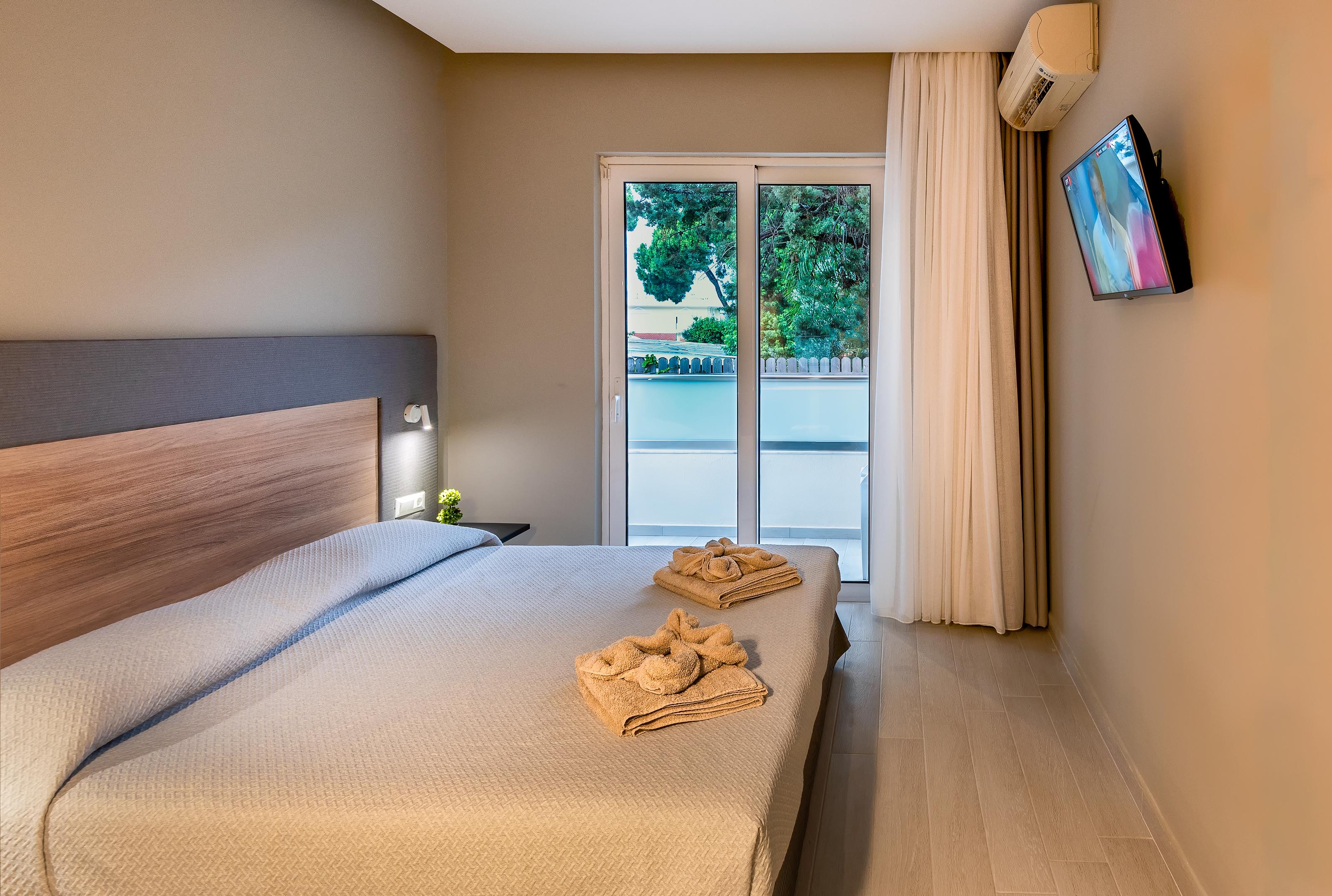 Sunday Hotel Jaliszósz Kültér fotó